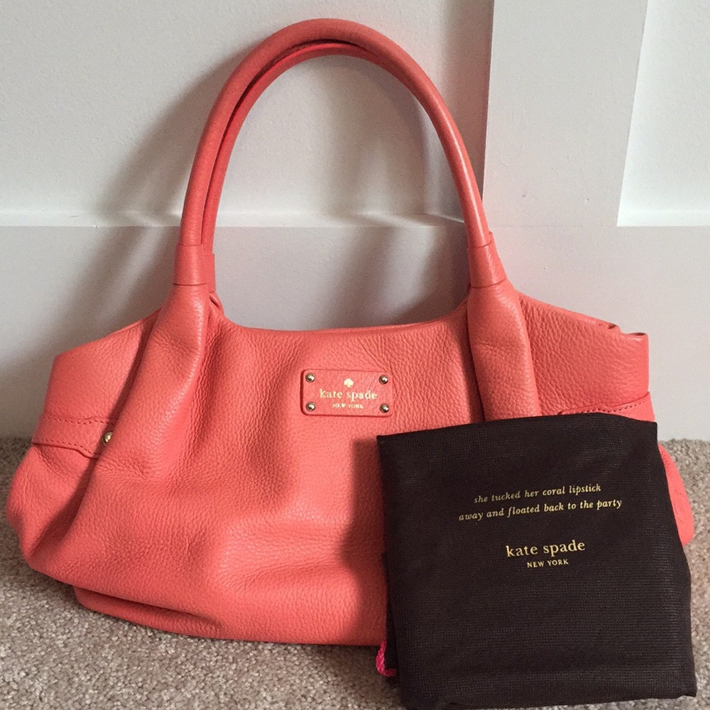 Kate Spade purse with dust bag.